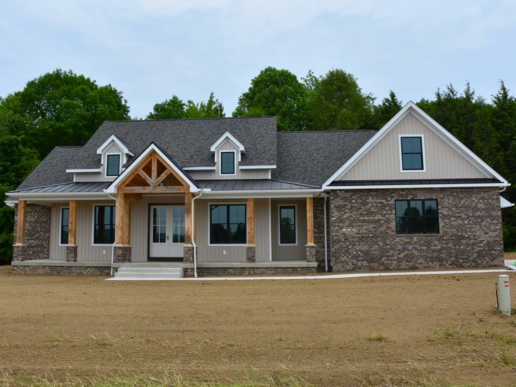 Property Photo: 15990 Meadow Drive PA 16433