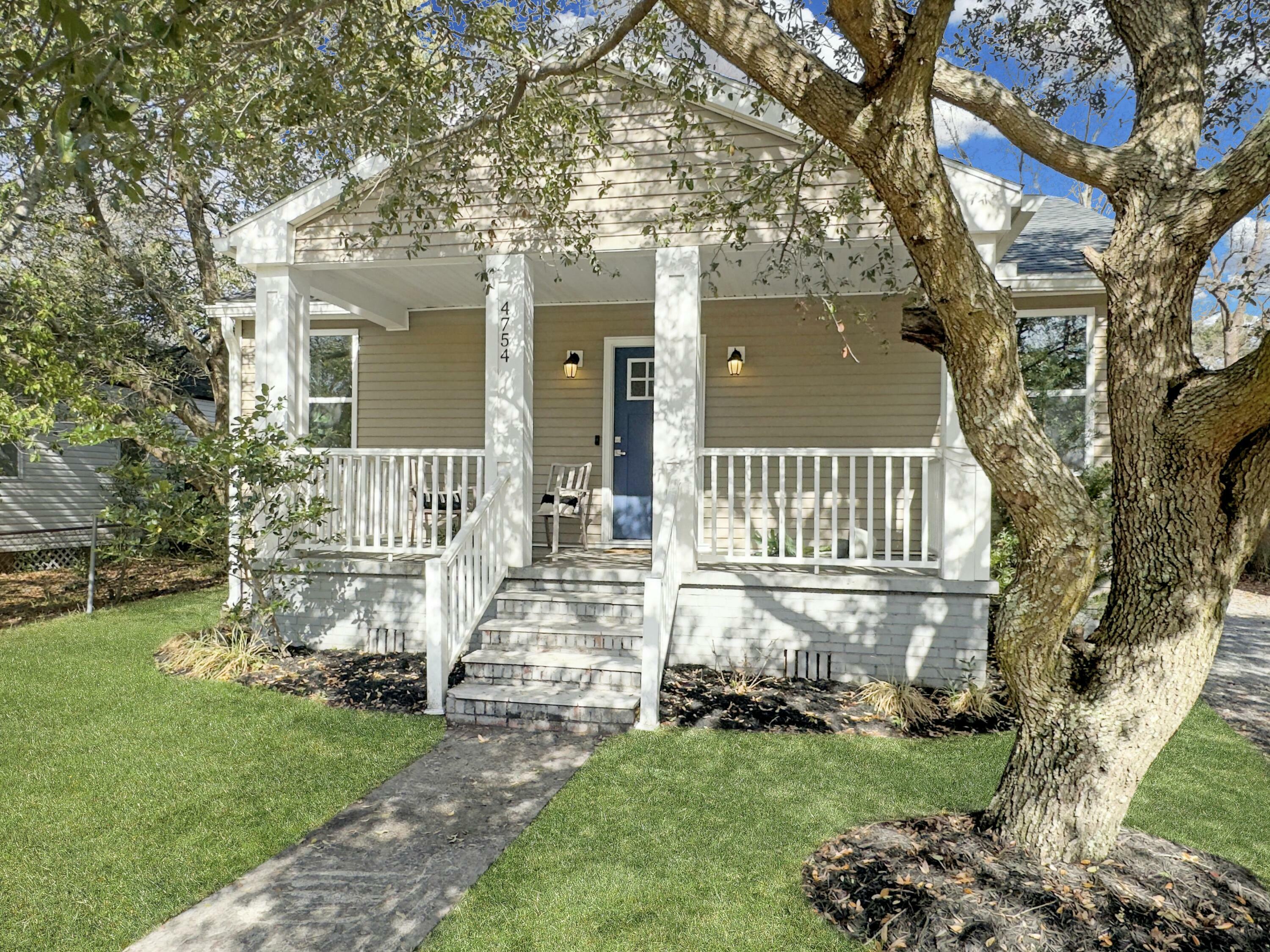 Property Photo:  4754 Aster Drive  SC 29405 