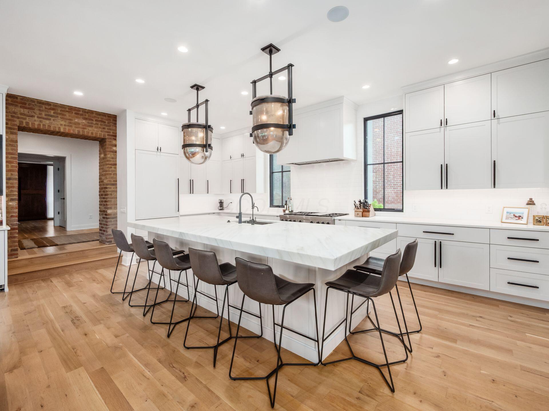 Property Photo: 597 S 9th Street OH 43206