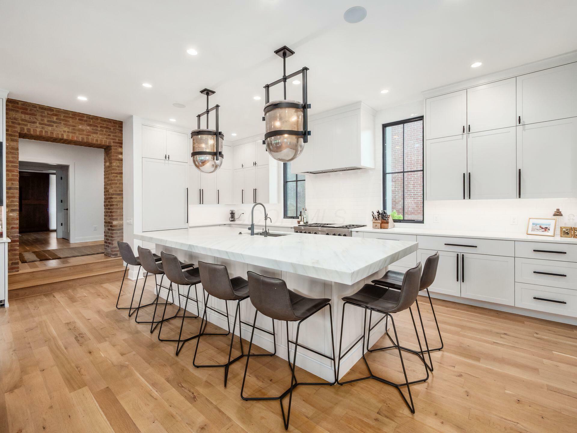 Property Photo: 597 S 9th Street OH 43206