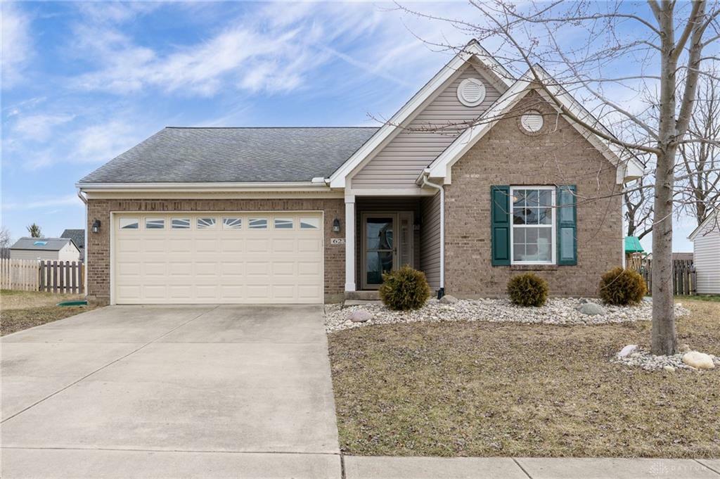 Property Photo: 623 Concord Way OH 45385