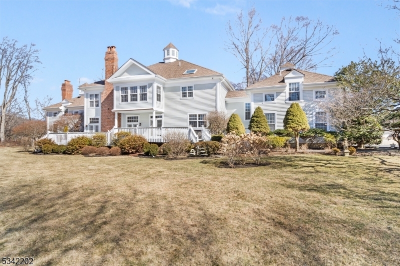 Property Photo:  3 Ascot Ln  NJ 07960 