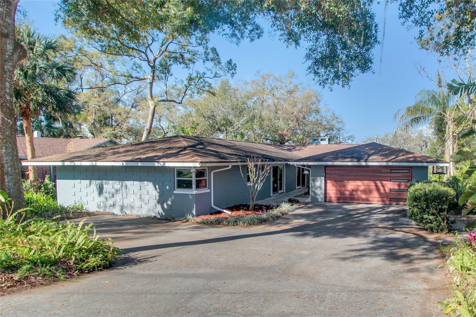 Property Photo: 925 Northside Drive FL 32757