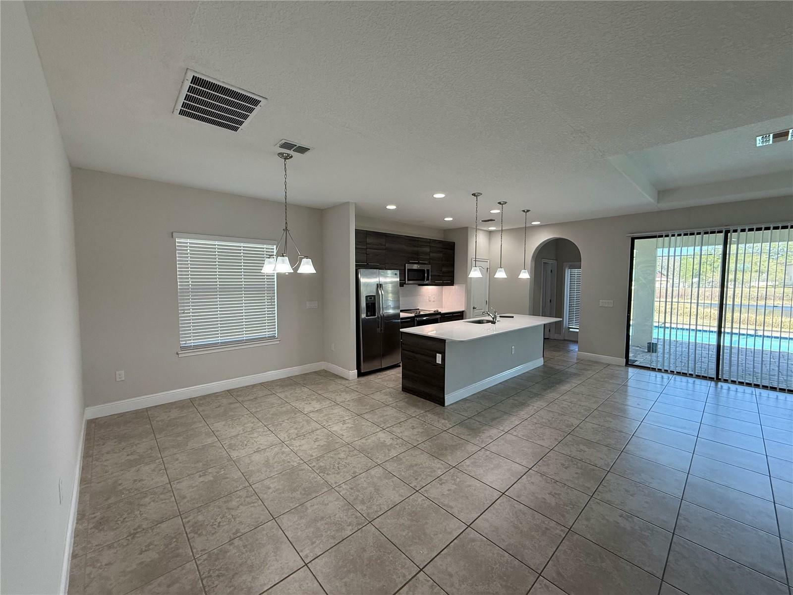 Property Photo:  220 Brookes Place  FL 33844 