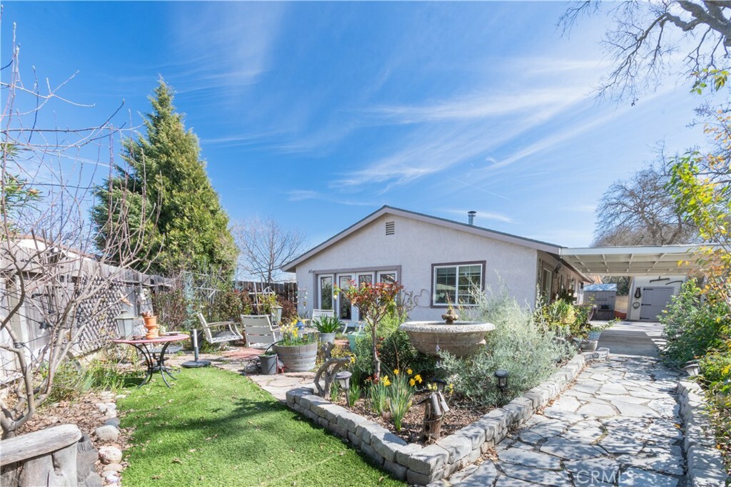 Property Photo:  1939 Tulipwood Drive  CA 93446 