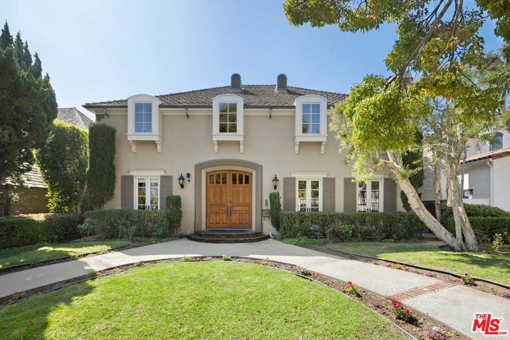 Property Photo: 742 23rd Street CA 90402