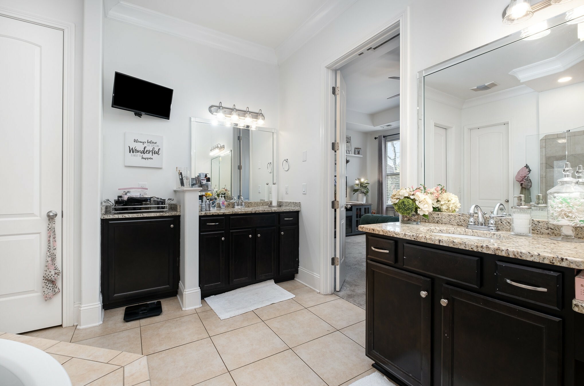 Property Photo:  2827 Craythorne Dr  TN 37129 