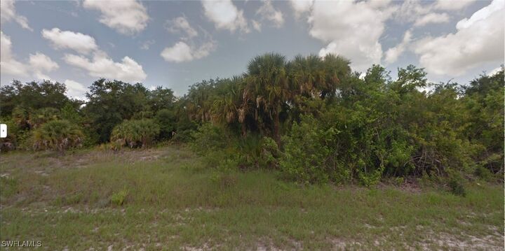 Property Photo:  256 Pelton Circle  FL 33954 
