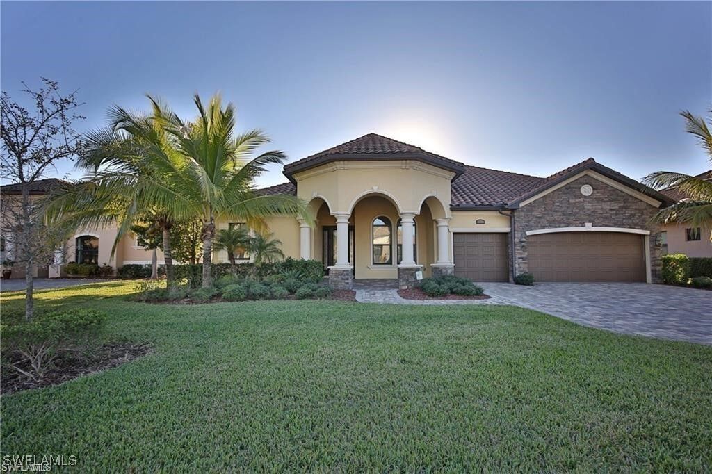 Property Photo: 9461 Italia Way FL 34113