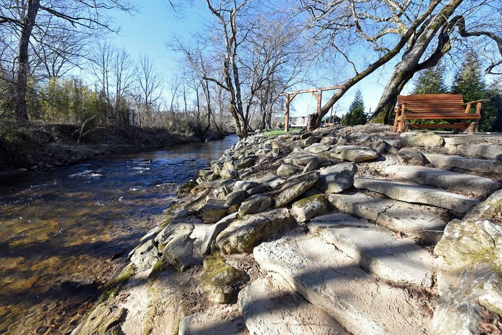 Property Photo: 445 Golden Nugget Road GA 30512