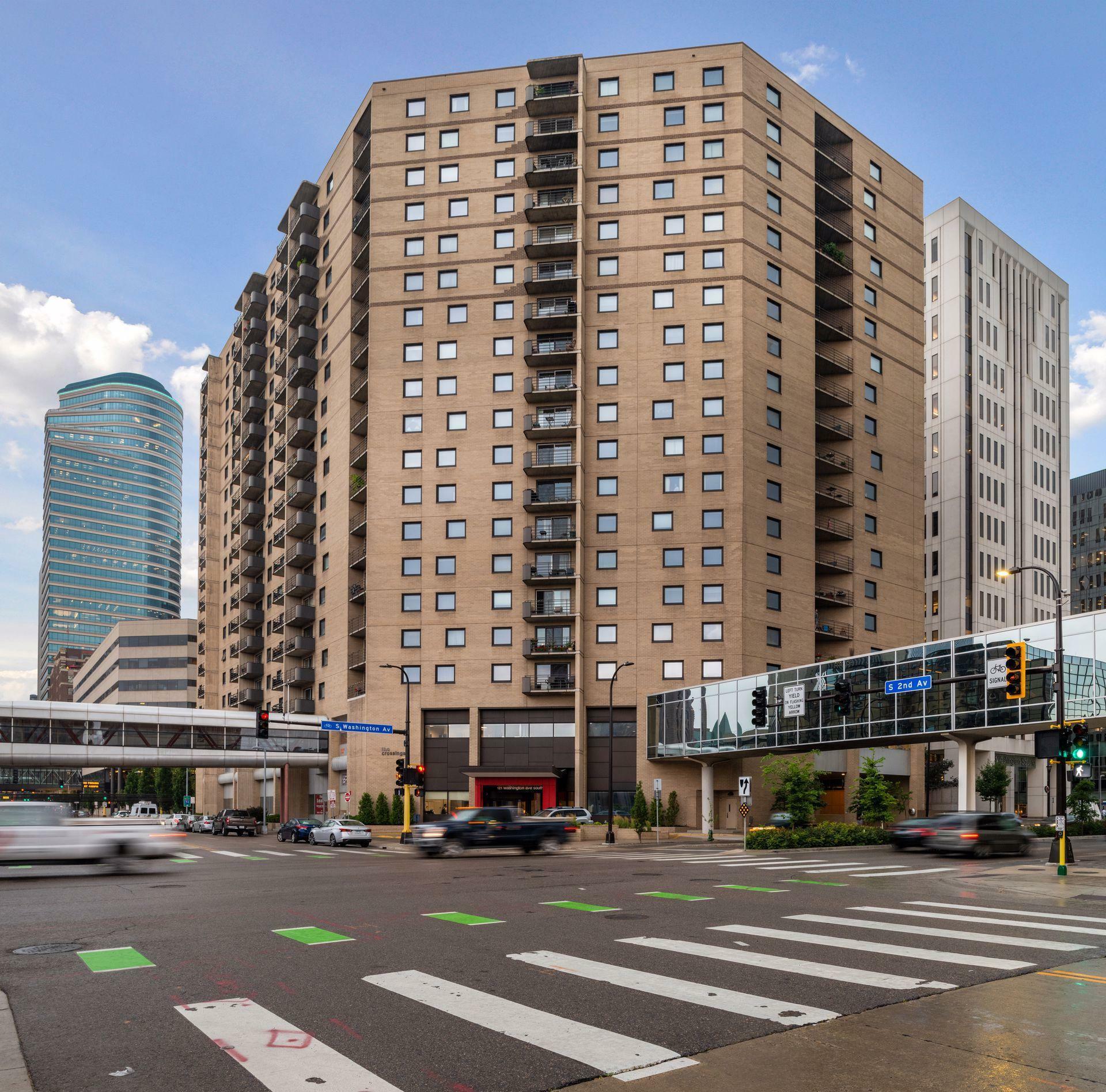 Property Photo: 121 Washington Avenue S 905 MN 55401
