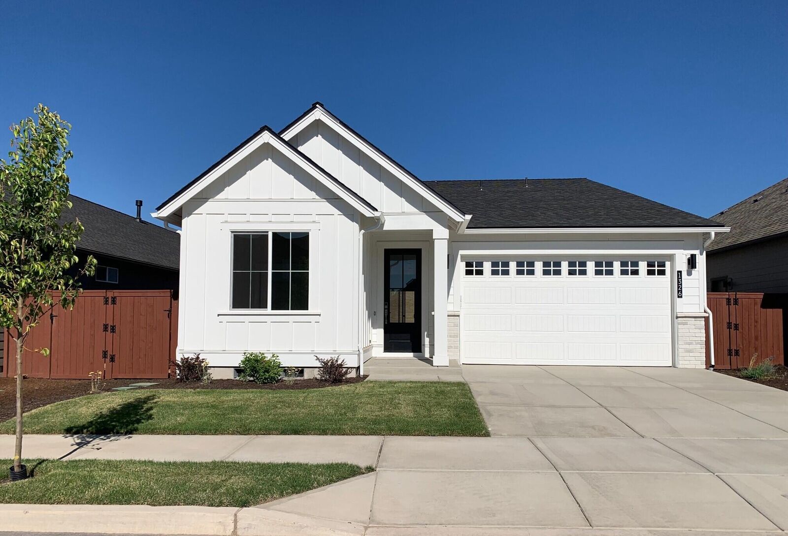 Property Photo:  1326 NE Whistle Way  OR 97754 