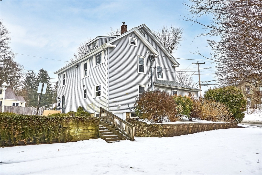 Property Photo:  48 Pleasant St  MA 01562 