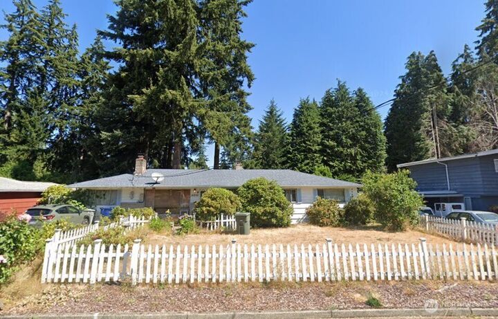 14256 SE 41st Street  Bellevue WA 98006 photo