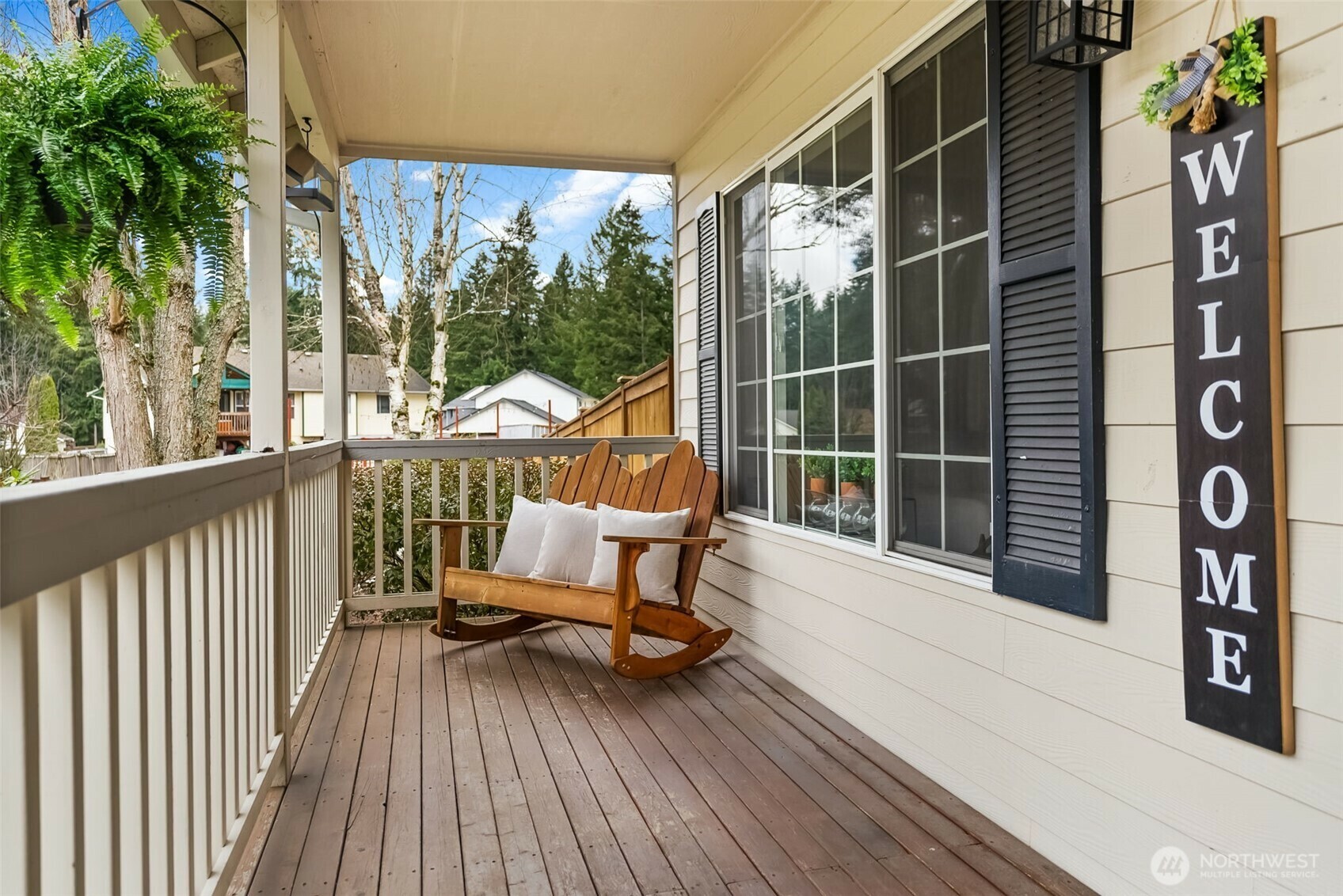 Property Photo:  10817  213th Street E  WA 98338 