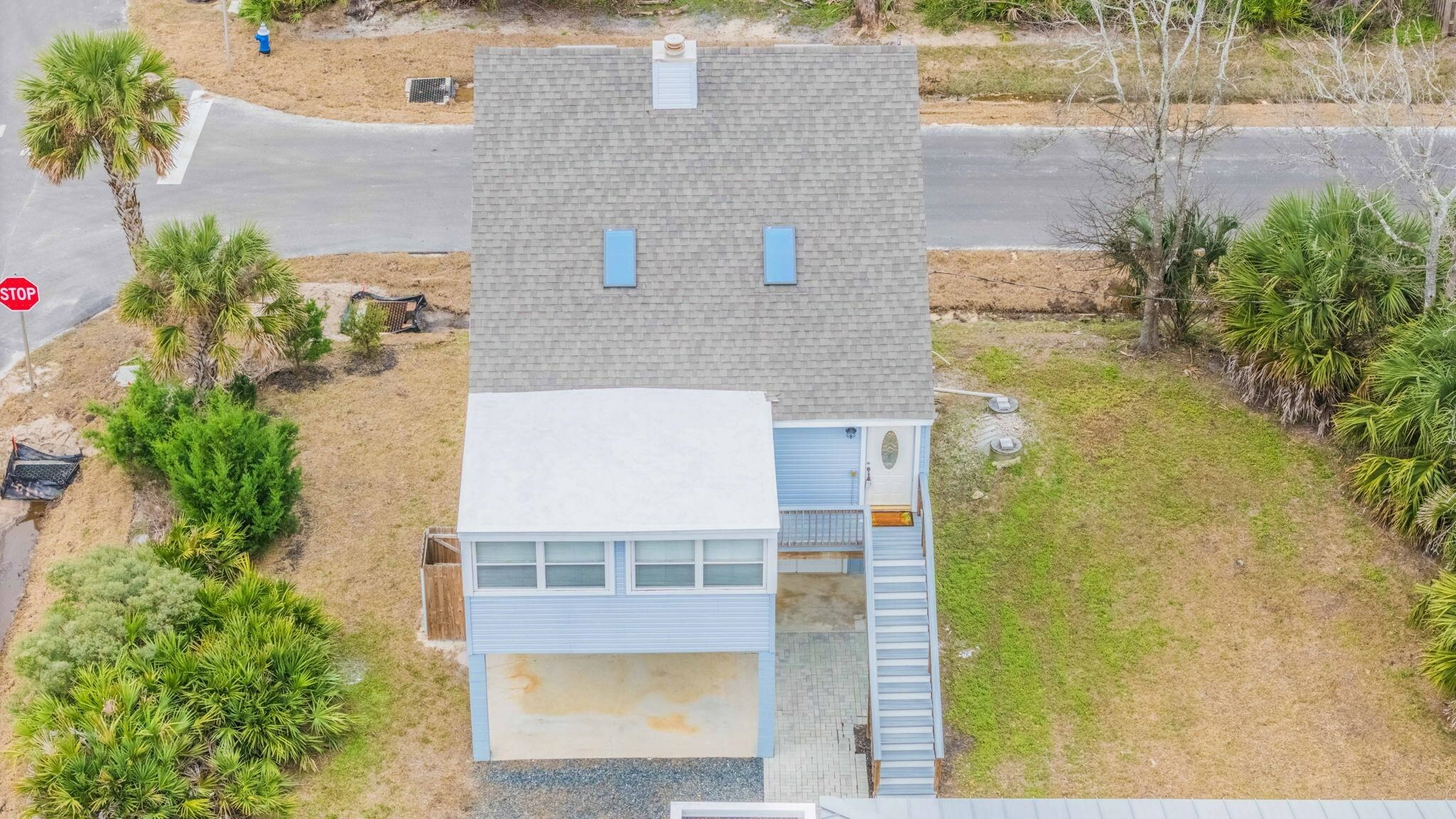 Property Photo: 27 Flagler Dr FL 32137