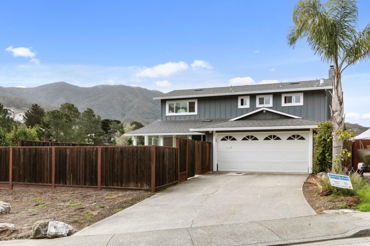 Property Photo:  1 Sequoia Way  CA 94044 