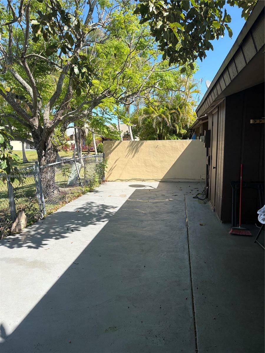 Property Photo: 12365 SW 119th Ter FL 33186