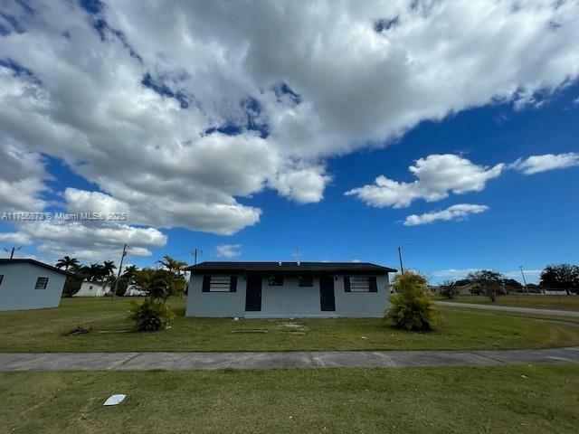 Property Photo:  11440 Lincoln Blvd  FL 33176 
