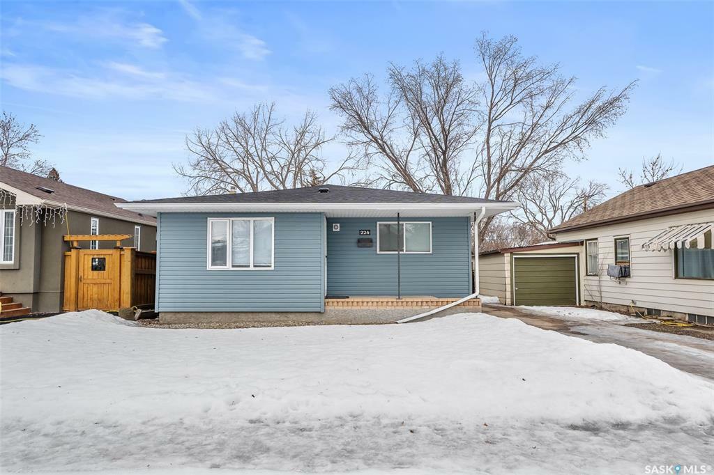 224 Duffield Street W  Moose Jaw SK S6H 5H4 photo