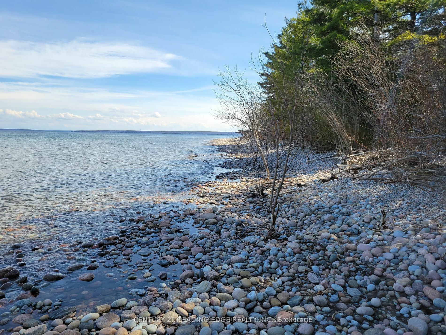 Property Photo:  16 Giant'S Tomb Island  ON L9M 1R2 