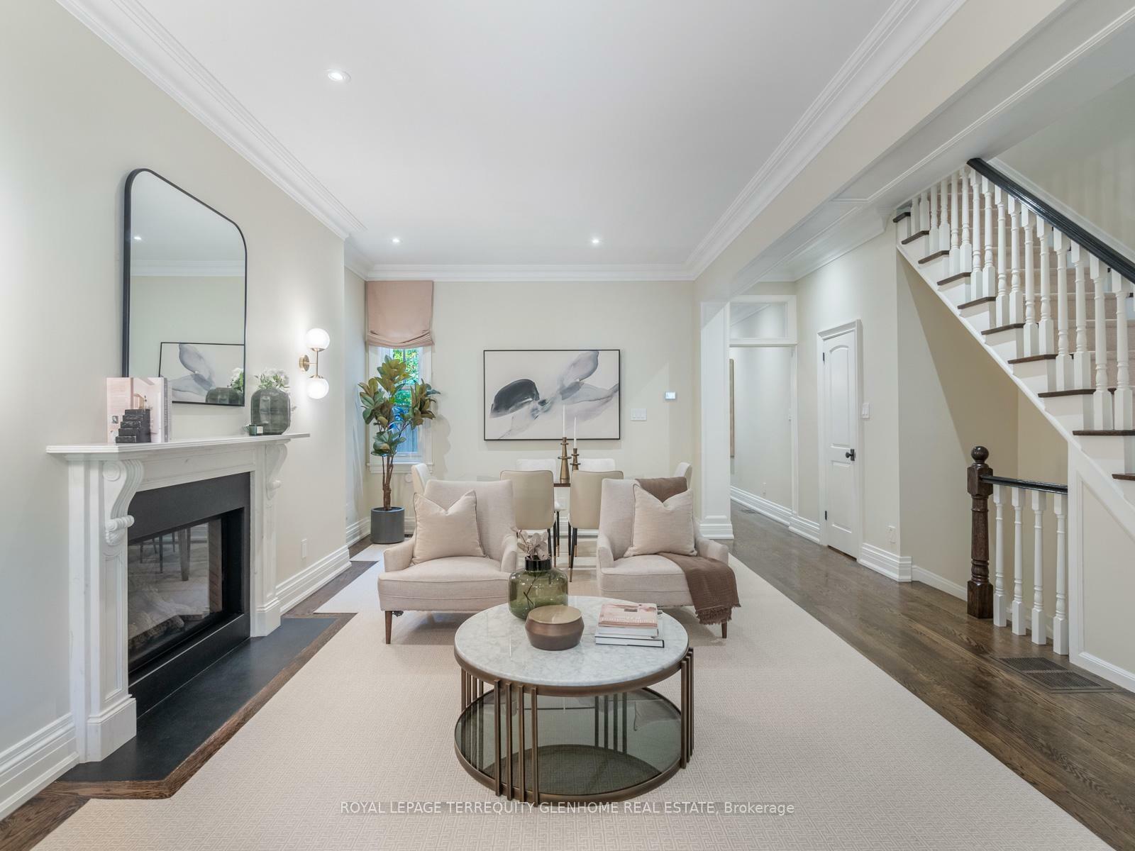 Property Photo: 4 Bowman Street ON M4X 1T9
