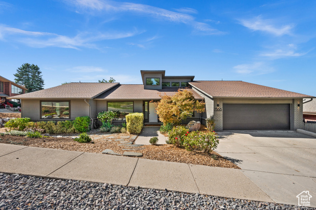 Property Photo:  7368 S Lonsdale Dr E  UT 84121 