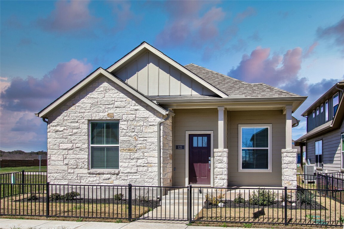 121 Pinnacle Lane  Kyle TX 78640 photo