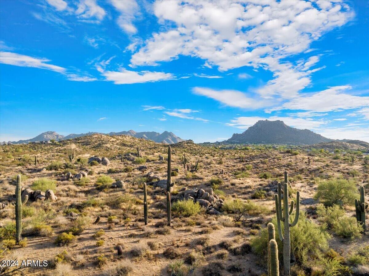 Property Photo: 11565 E Oberlin Way 0 AZ 85262
