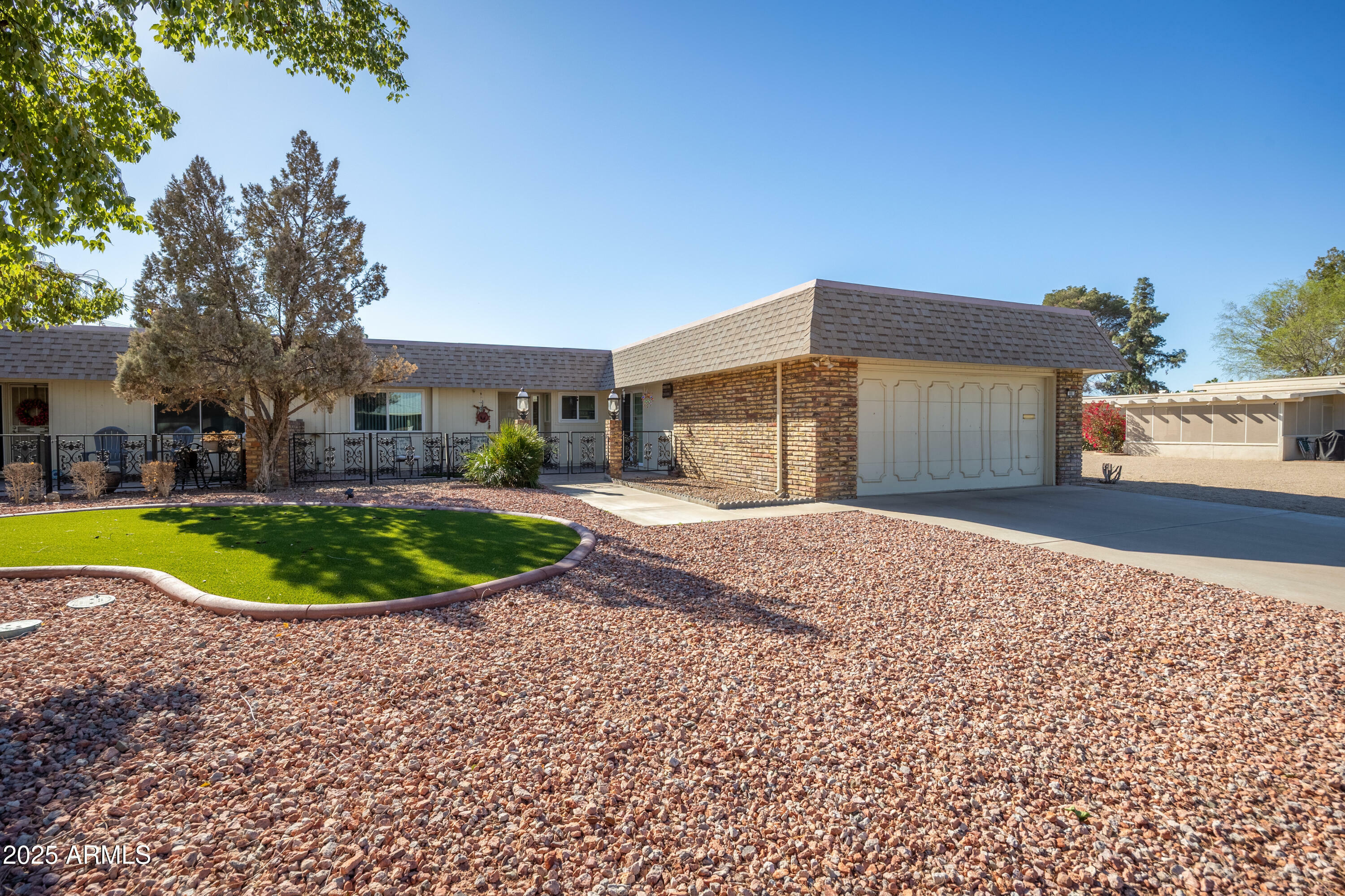Property Photo: 9813 W Sandstone Drive AZ 85351