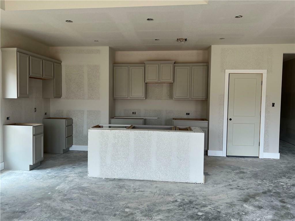 Property Photo: 6405 Raleigh Loop TX 77845