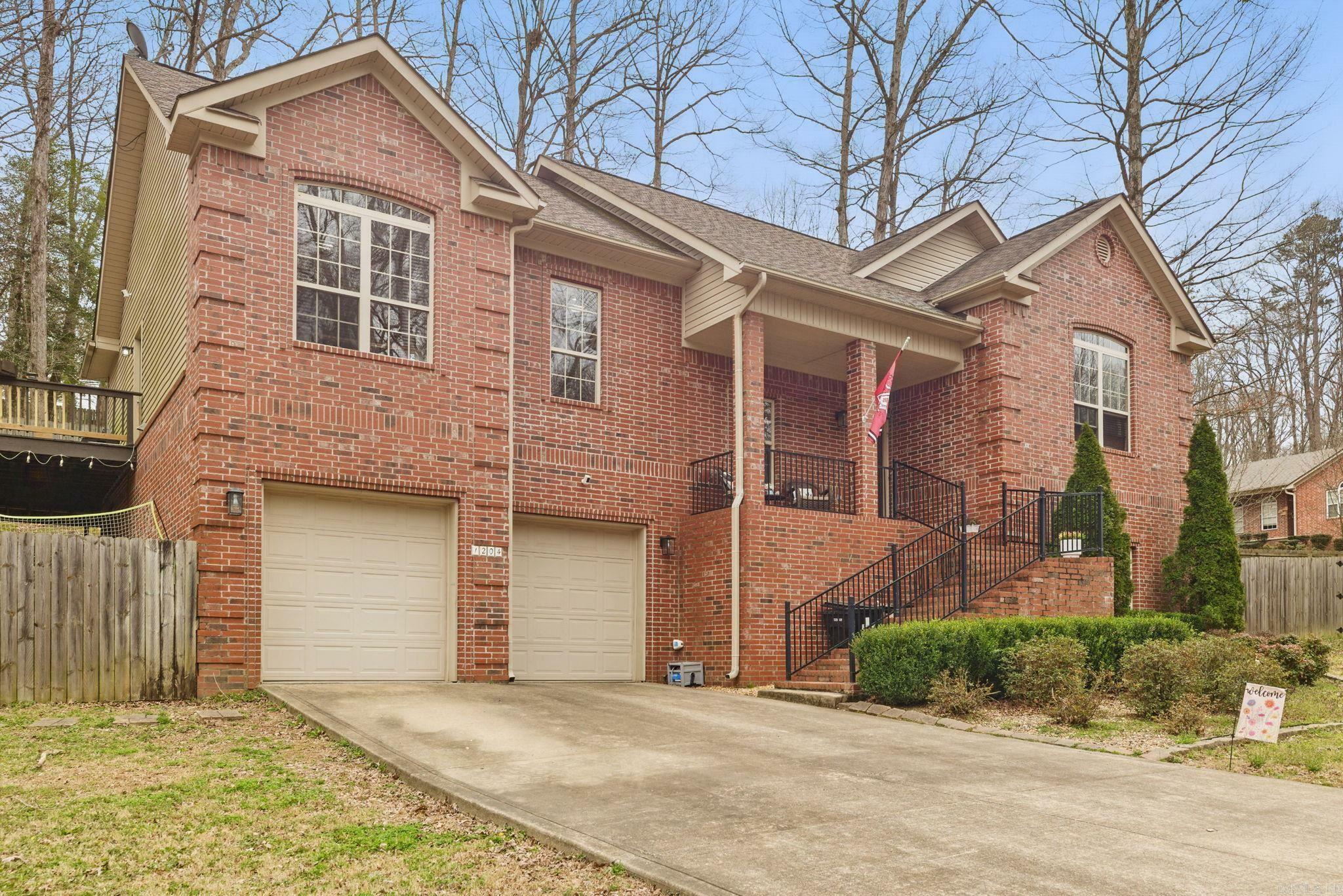 Property Photo: 1204 Stamford Drive AR 72019