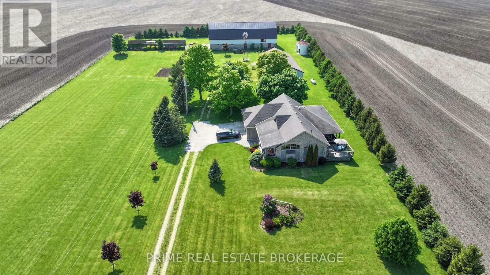Photo de la propriété: 69395 Eagleson Line ON N0M 2K0