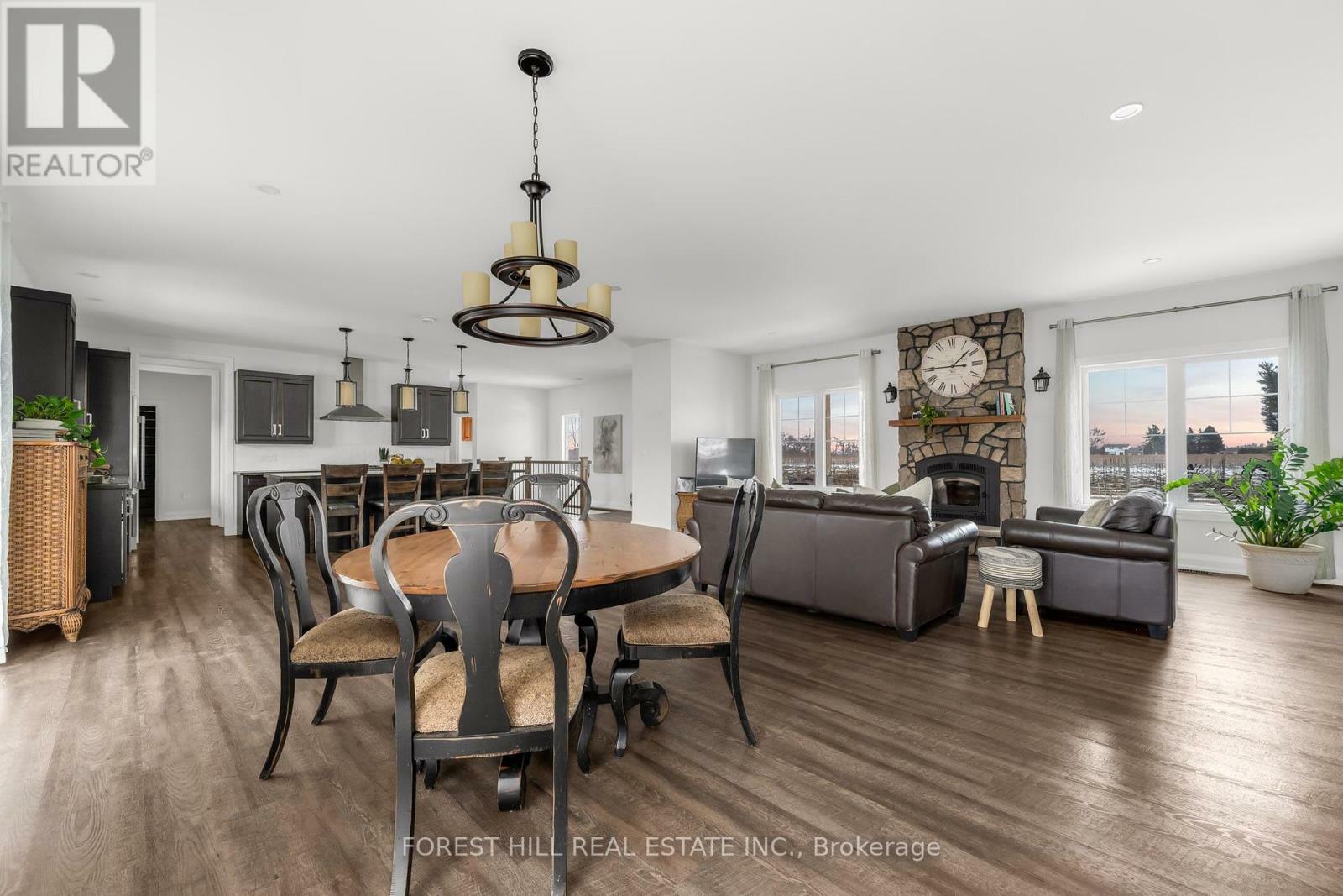 Property Photo:  3756 Ninth Street  ON L2R 6P9 