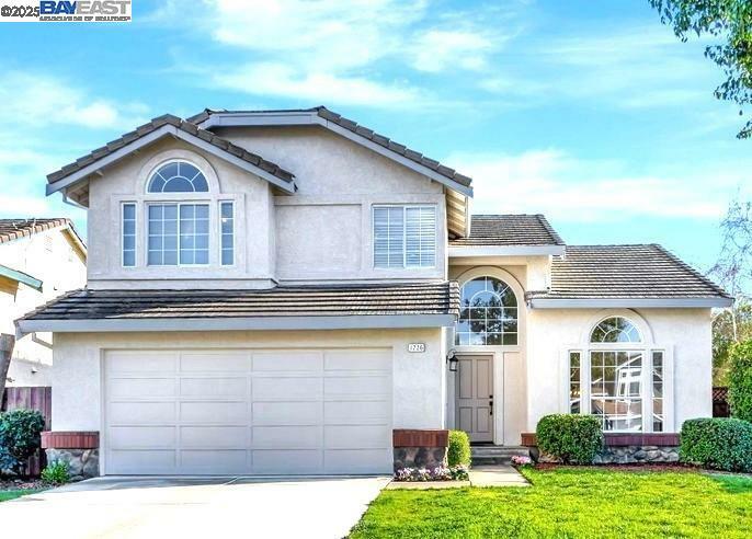 Property Photo:  1726 White Oak Ln  CA 94587 