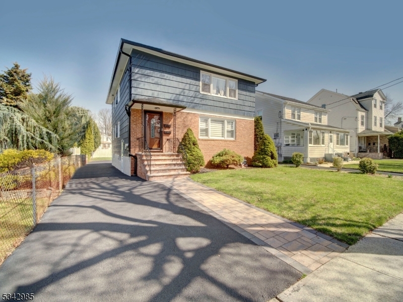 29 Fitzherbert St  Bloomfield Twp. NJ 07003 photo