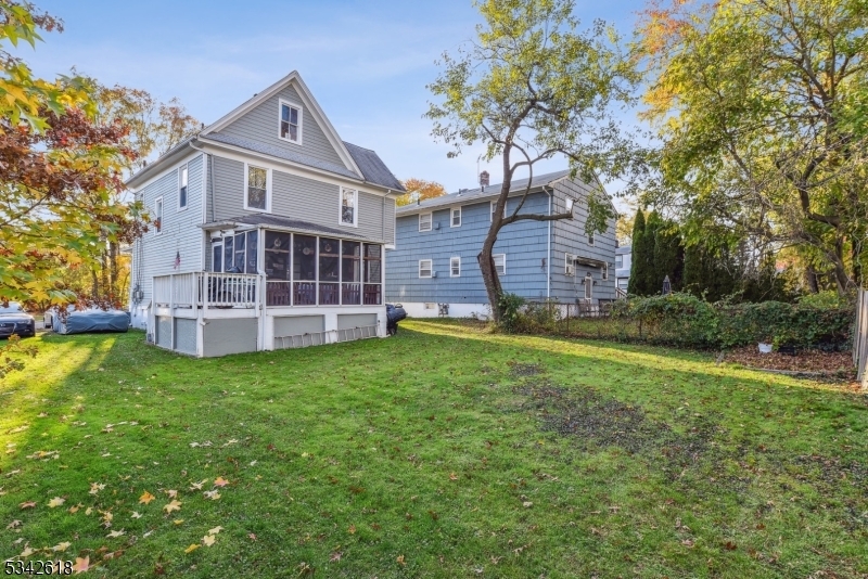 Property Photo:  421 Bartlett St  NJ 07203 