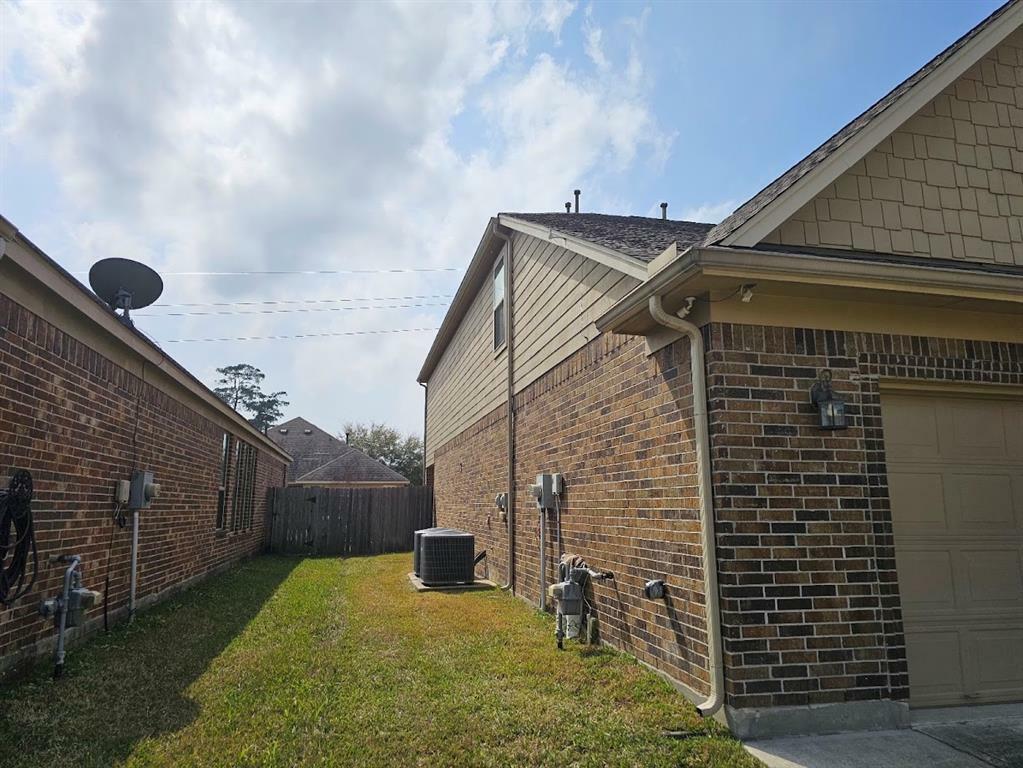 Property Photo:  24515 Flora Meadow Drive  TX 77373 