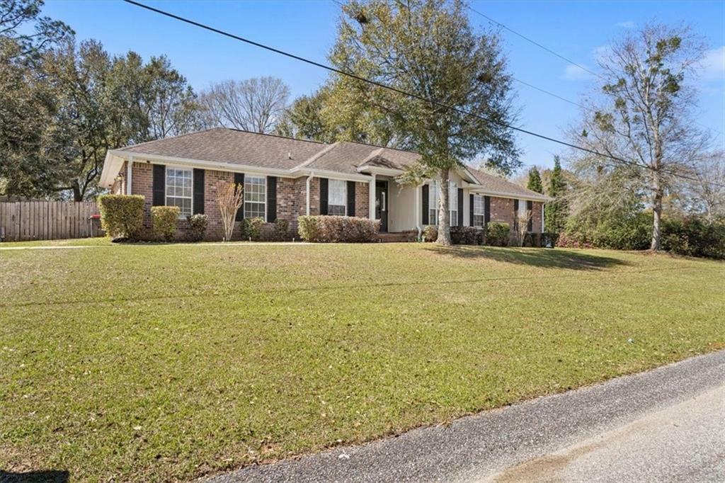 Property Photo: 5276 Leann Drive AL 36541