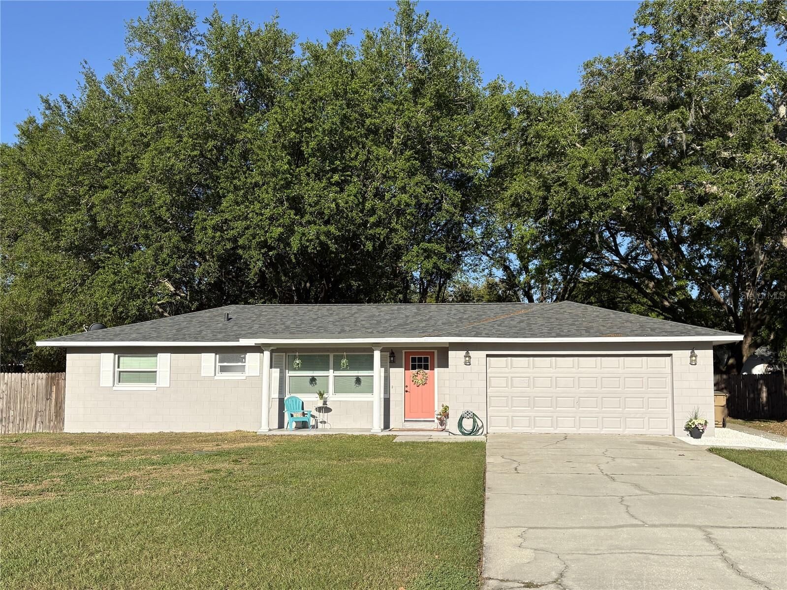 Property Photo:  2416 Briarwood Lane  FL 32726 