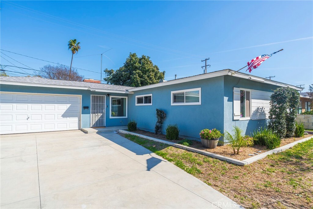 Property Photo:  1302 N Lombard Drive  CA 92801 