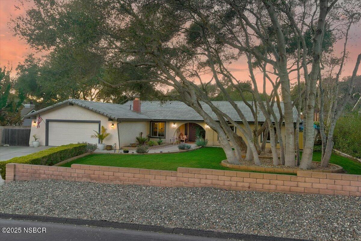 Property Photo:  3233 Courtney Drive  CA 93436 