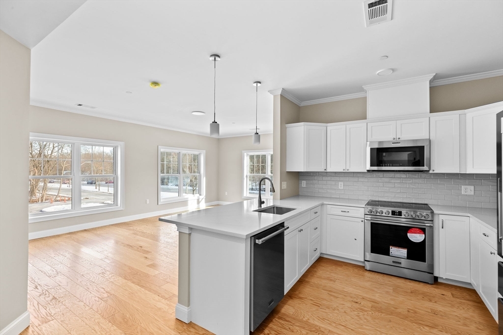 Property Photo: 485 Blue Hills Parkway 15 MA 02186