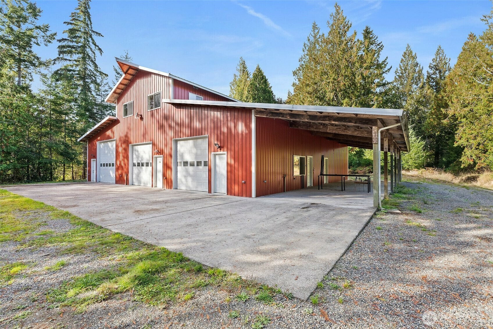 Property Photo: 1661 E Thomas Road WA 98546