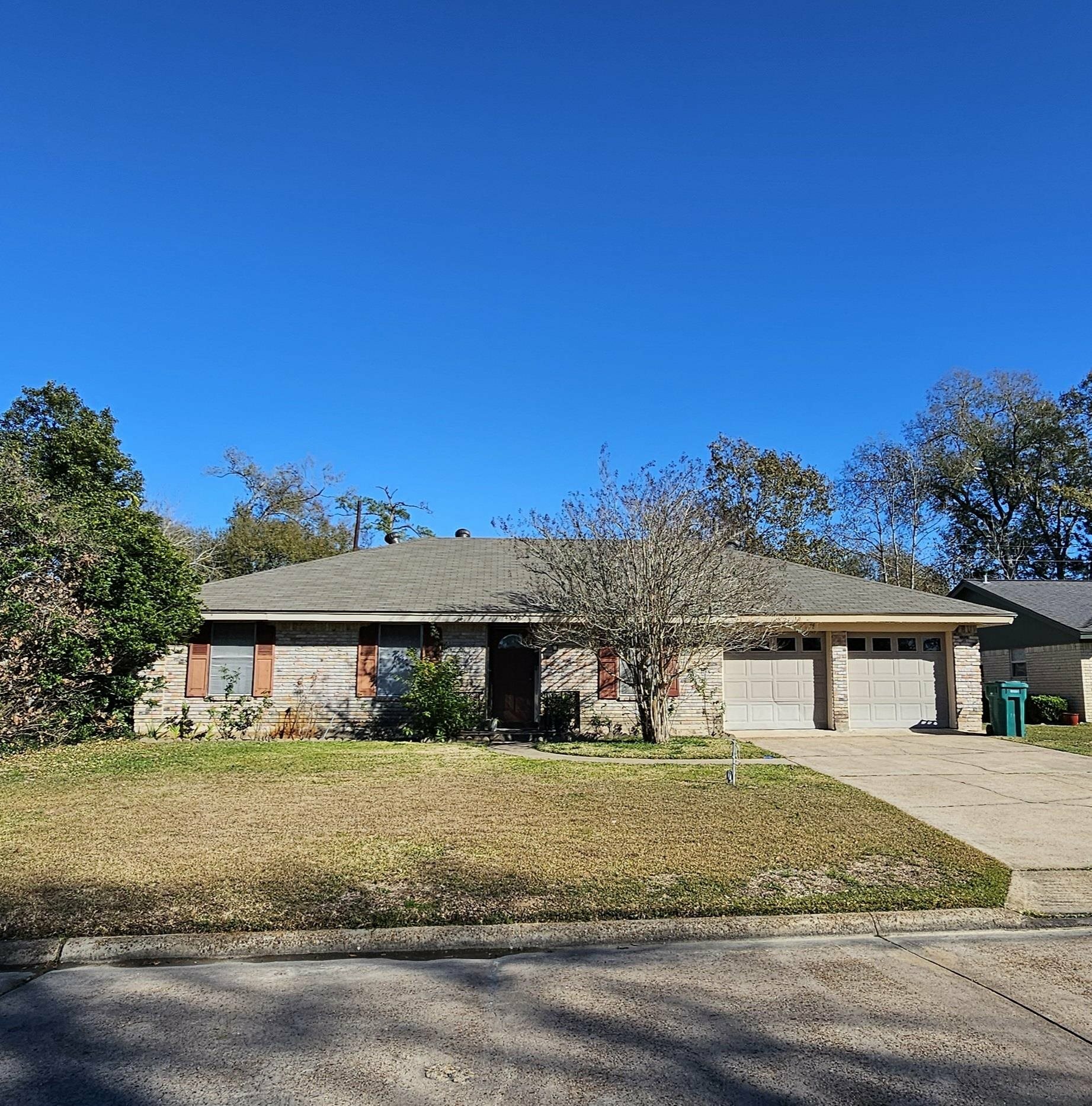 Property Photo:  4526 N Kirby Street  TX 77632-4560 