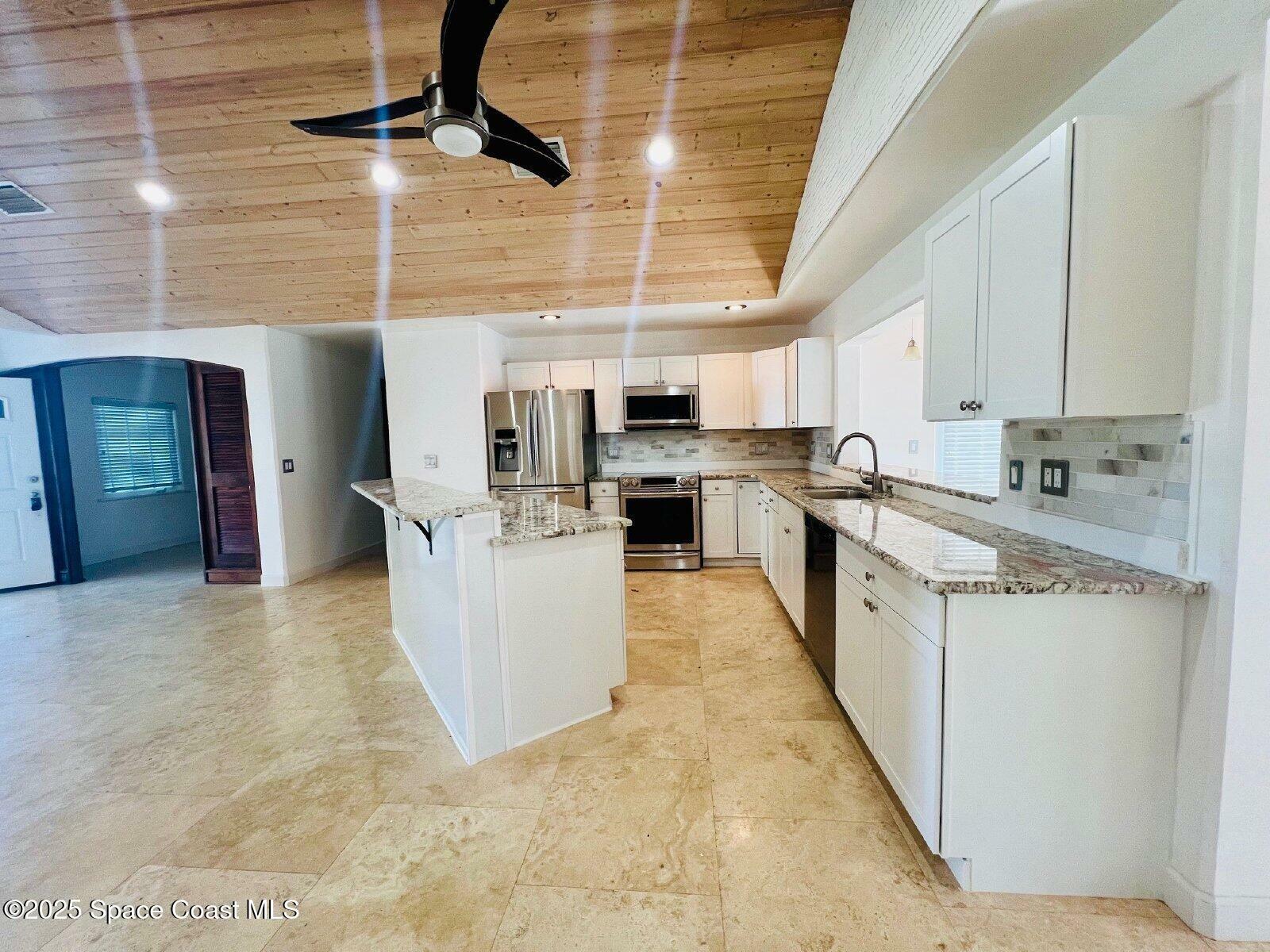 Property Photo:  1382 Sagbloom Street SE  FL 32909 