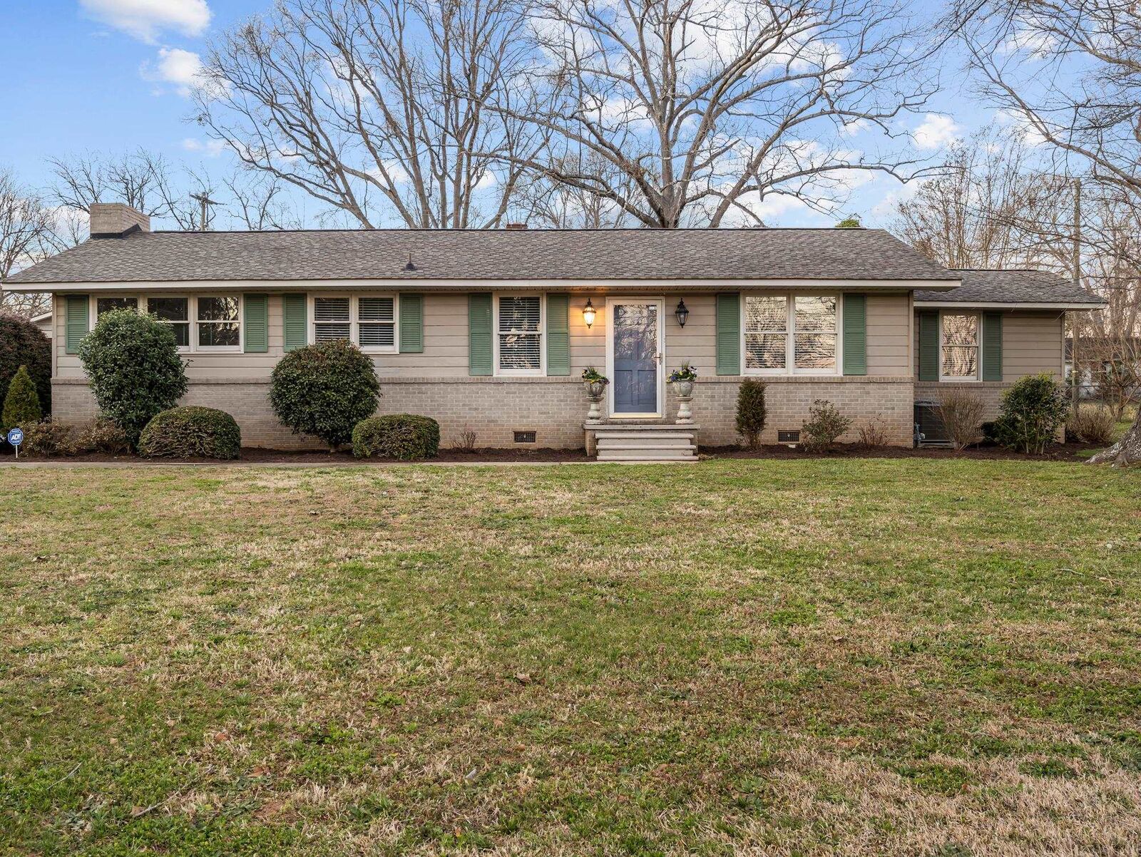 Property Photo:  2018 Old Reidville Road  SC 29301 
