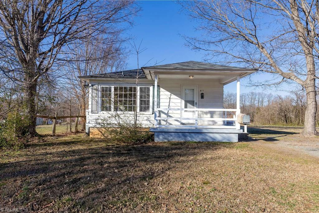 Property Photo:  811 Moravia Street  NC 27107 