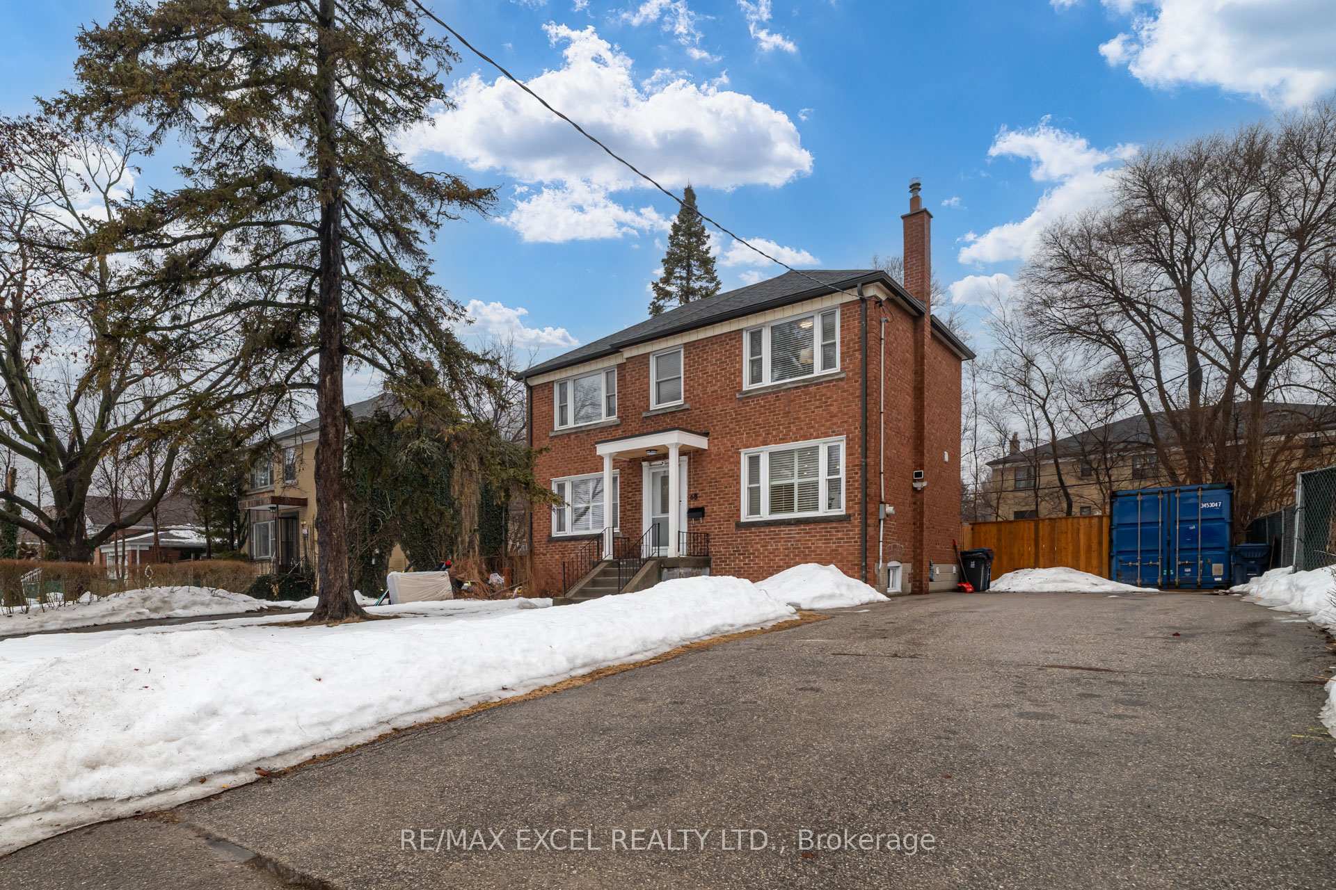 Property Photo: 68 Cadillac Avenue ON M3H 1S5
