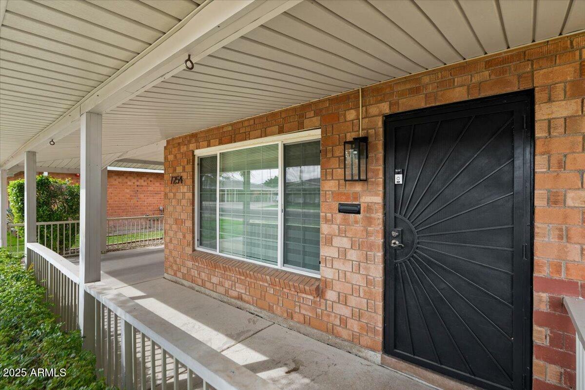 Property Photo: 7254 E Vernon Avenue AZ 85257